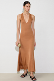 Robe Longue Orange Brûlé Satin Fourreau Col V