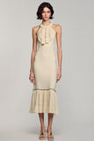 Robe Midi Abricot Satin Fourreau Licou Volants
