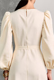 Robe Court Ivoire Satin Trapèze Col Bateau