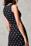 Robe Midi Noir Satin Trapèze Col V