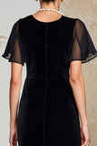 Robe Longue Noir Satin Trapèze Col Bijou
