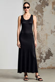 Robe Longue Noir Satin Trapèze Scoop
