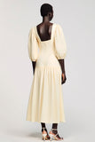 Robe Longue Abricot Satin Trapèze Col Carré