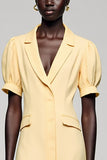 Robe Longue Jaune Satin Trapèze Revers Cranté