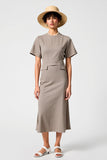 Robe Longue Gris Satin Trapèze Ras De Cou