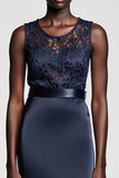 Robe Longue Noir Dentelle Trapèze Ras De Cou