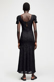 Robe Longue Noir Trapèze Dentelle Ras De Cou