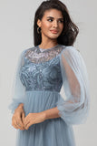 Une ligne gris bleu paillettes manches longues robe de demoiselle d’honneur