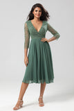 Une ligne Eucalyptus col V manches longues robe demoiselle d’honneur