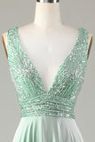 Robe de demoiselle d’honneur Matcha à col en V scintillante avec paillettes