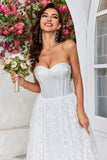 Robe de mariée trapèze en dentelle corset longueur thé chérie