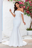 Robe de mariée longue en satin ivoire sirène à épaules dénudées