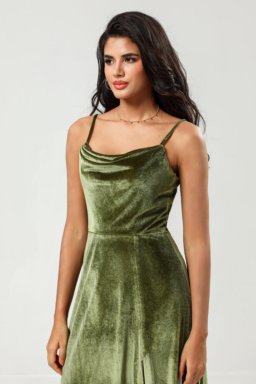 Velvet A Line Robe de demoiselle d’honneur verte avec fente