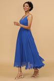 Robe de demoiselle d'honneur en mousseline de soie bleu roi à col en V