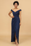 Robe de demoiselle d'honneur fourreau bleu marine à épaules dénudées