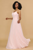 Robe de demoiselle d'honneur longue en mousseline de soie rose à bretelles spaghetti