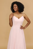 Robe de demoiselle d'honneur longue en mousseline de soie rose à bretelles spaghetti