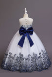 Navy Sans manches Une ligne Broderie Robe pour filles