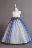 Robe de fille bleue sans manches avec perle