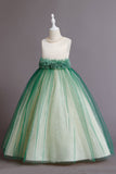 Robe de fille bleue sans manches avec perle