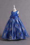 Robe de fille fleur de satin bleu avec perles