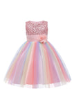 Robe de fille bleue scintillante à col bateau