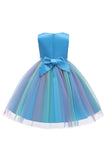 Robe de fille bleue scintillante à col bateau