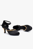 Chaussures pointues noires et rouges des années 20