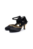 Chaussures pointues noires et rouges des années 20