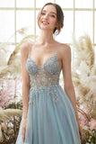 Robe de bal à bretelles spaghetti en tulle perlé bleu clair