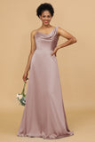 Robe de demoiselle d'honneur en satin à encolure asymétrique et longueur au sol