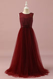 Robe de demoiselle d’honneur junior en dentelle bordeaux et tulle