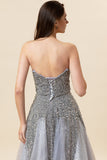 Robe de bal longue en tulle perle gris scintillante