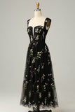 Robe de bal longue champagne avec broderie