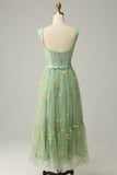 Robe de bal longue champagne avec broderie