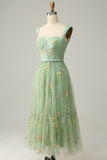 Robe de bal longue champagne avec broderie