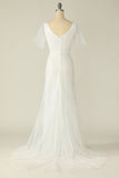 Robe de mariée en dentelle à col V blanc