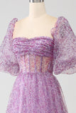 Robe de bal corset violet à col carré trapèze avec demi-manches