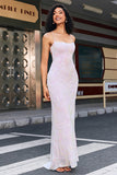 Robe de bal longue rose à bretelles spaghetti gaine tendance avec fente sur le devant