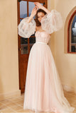 Robe de mariée à pois roses avec manches bouffantes