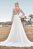 A Line V Neck Ivory Chiffon Sweep Train Boho Robe de mariée avec dentelle