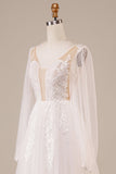 Manches longues Dos ouvert Robe de mariée ivoire avec appliques