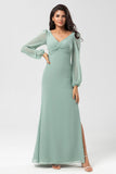 Robe de demoiselle d’honneur verte à manches longues avec fente