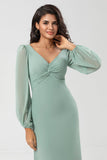 Robe de demoiselle d’honneur verte à manches longues avec fente