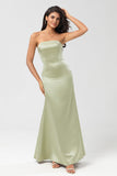 Robe de demoiselle d’honneur verte gaine de Satin sans bretelles