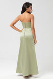 Robe de demoiselle d’honneur verte gaine de Satin sans bretelles