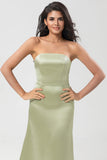 Robe de demoiselle d’honneur verte gaine de Satin sans bretelles