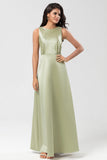 Robe de demoiselle d’honneur vert satiné avec plissée