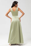 Robe de demoiselle d’honneur vert satiné avec plissée