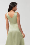 Robe de demoiselle d’honneur vert satiné avec plissée